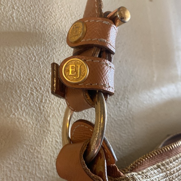 VGUC. Vintage Eric Javits New York crossbody bag. - Picture 4 of 16